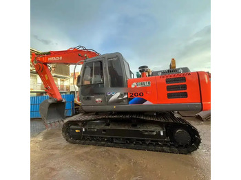 Ekskavator perayap HITACHI ZX200
