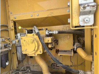 Ekskavator perayap high quality used caterpillar 320GC 320B 320C 320D excavator used Hydraulic Crawel excavator hot sale: gambar 4