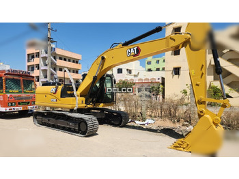 Ekskavator perayap CATERPILLAR 323D3