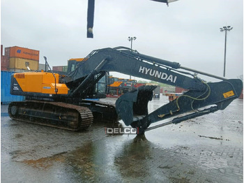 Ekskavator perayap HYUNDAI