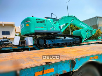Ekskavator perayap KOBELCO