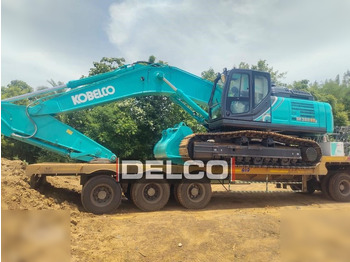 Ekskavator perayap KOBELCO