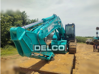 Ekskavator perayap KOBELCO