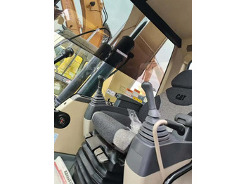 Ekskavator perayap CAT 312C: gambar 3