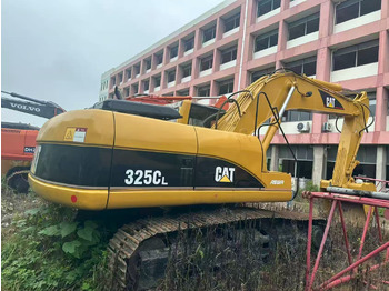 Ekskavator perayap CATERPILLAR 325CL