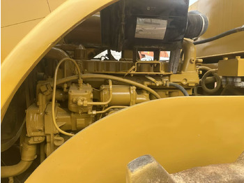 Stabilisator tanah CAT 6G: gambar 3