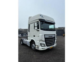 Tractor head DAF XF 106 530