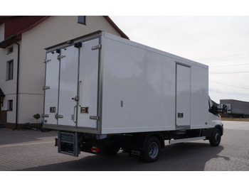 Truk berpendingin Iveco DAILY 70c17 CHŁODNIA 5 m Thermo king V-500 MAX Wzorowy Stan: gambar 5
