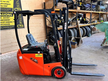 Forklift listrik baru SPATMAT E12 SERIES CHARIOT ÉLÉVATEUR ELECTRIQUE NEUF: gambar 4 Forklift listrik baru SPATMAT E12 SERIES CHARIOT ÉLÉVATEUR ELECTRIQUE NEUF: gambar 4