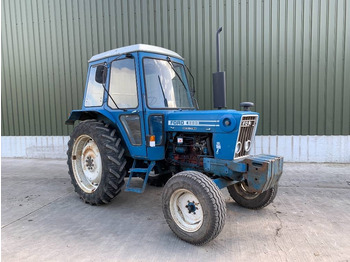 Traktor FORD