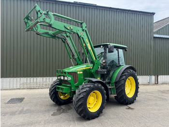 Traktor JOHN DEERE 5100R