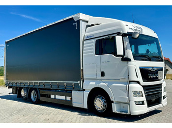 Truk dengan terpal samping MAN TGX 26.460