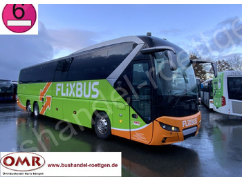 Bus pariwisata NEOPLAN