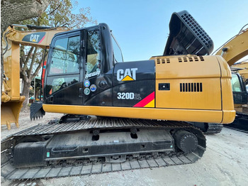 Ekskavator perayap CATERPILLAR 320D