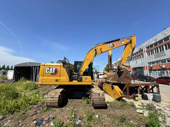 Ekskavator perayap CATERPILLAR 323
