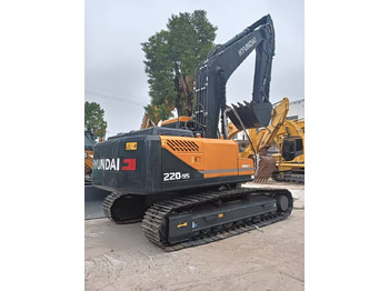 Ekskavator perayap HYUNDAI