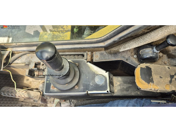 Derek medan kasar Liebherr LTL1025: gambar 4