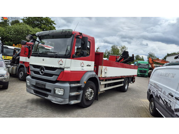 Truk flatbed MERCEDES-BENZ