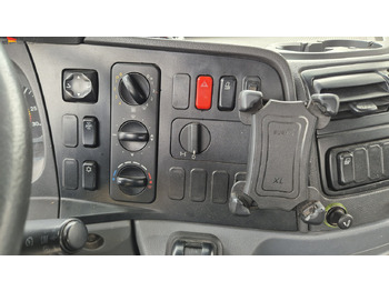 Truk flatbed, Truk derek Mercedes-Benz 1833 HIAB Kran, Funk FB Scheckheft gepflegt bei Mercedes: gambar 5 Truk flatbed, Truk derek Mercedes-Benz 1833 HIAB Kran, Funk FB Scheckheft gepflegt bei Mercedes: gambar 5