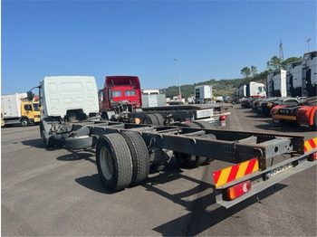 Truk sasis Renault HM 270.18: gambar 3