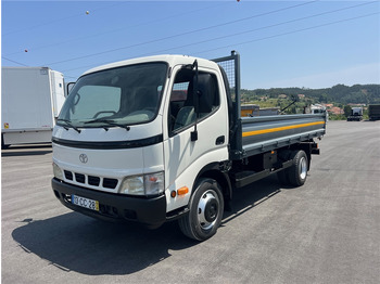 Truk jungkit TOYOTA DYNA: gambar 2