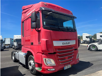 Tractor head DAF XF 105 460
