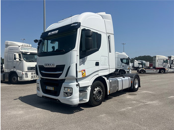 Tractor head IVECO