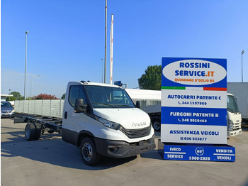 Van pengiriman IVECO Daily 35c16