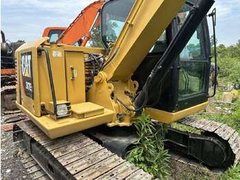 Ekskavator perayap CATERPILLAR 307E