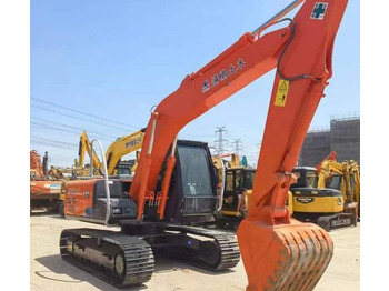 Ekskavator perayap Hitachi ZX120: gambar 4