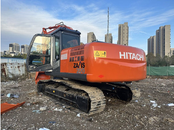Ekskavator perayap Hitachi ZX200-3: gambar 5