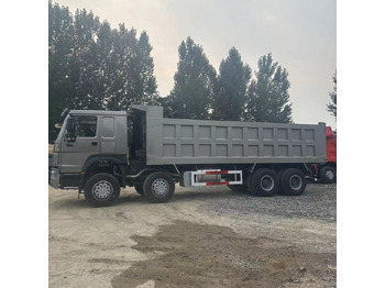 Truk jungkit Howo 371: gambar 3