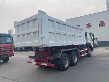 Truk jungkit Howo 371: gambar 3