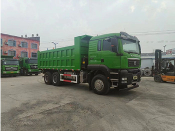 Truk jungkit Howo G7W: gambar 2