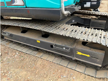Ekskavator perayap KOBELCO