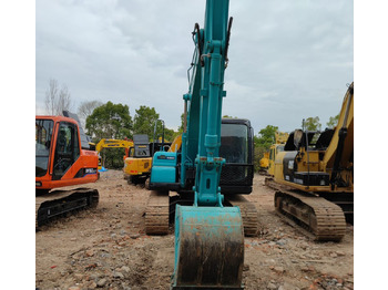 Ekskavator perayap KOBELCO