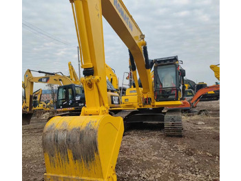 Ekskavator perayap Komatsu PC200-8: gambar 2