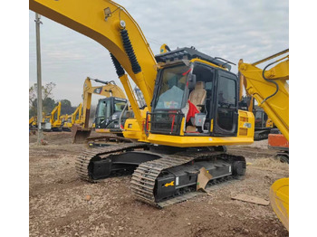 Ekskavator perayap Komatsu PC200-8: gambar 4
