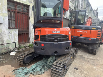 Ekskavator mini KUBOTA