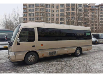 Bus mini, Van penumpang Toyota Coaster: gambar 3