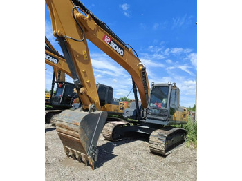 Ekskavator perayap XCMG XE215DA