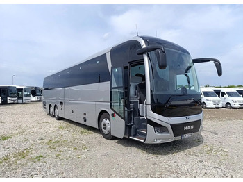 Bus pariwisata MAN Lion's Coach