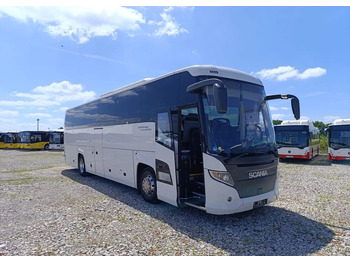 Bus pariwisata SCANIA Higer