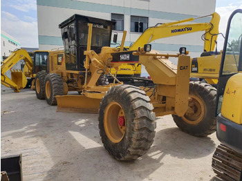 Grader CATERPILLAR 140H: gambar 3