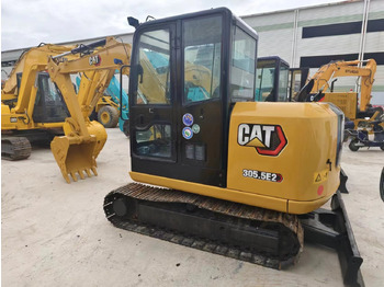 Ekskavator perayap CATERPILLAR 305.5E2