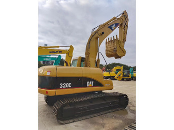 Ekskavator perayap CATERPILLAR 320C: gambar 3