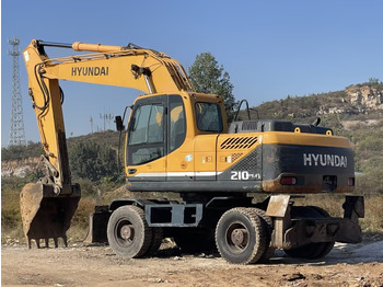 Ekskavator roda HYUNDAI