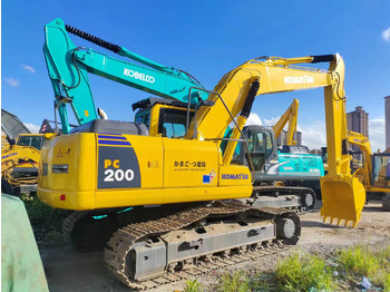 Ekskavator perayap KOMATSU PC200-8