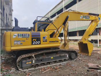 Ekskavator perayap KOMATSU PC200-8