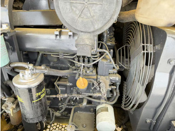 Ekskavator mini KOMATSU PC56: gambar 5